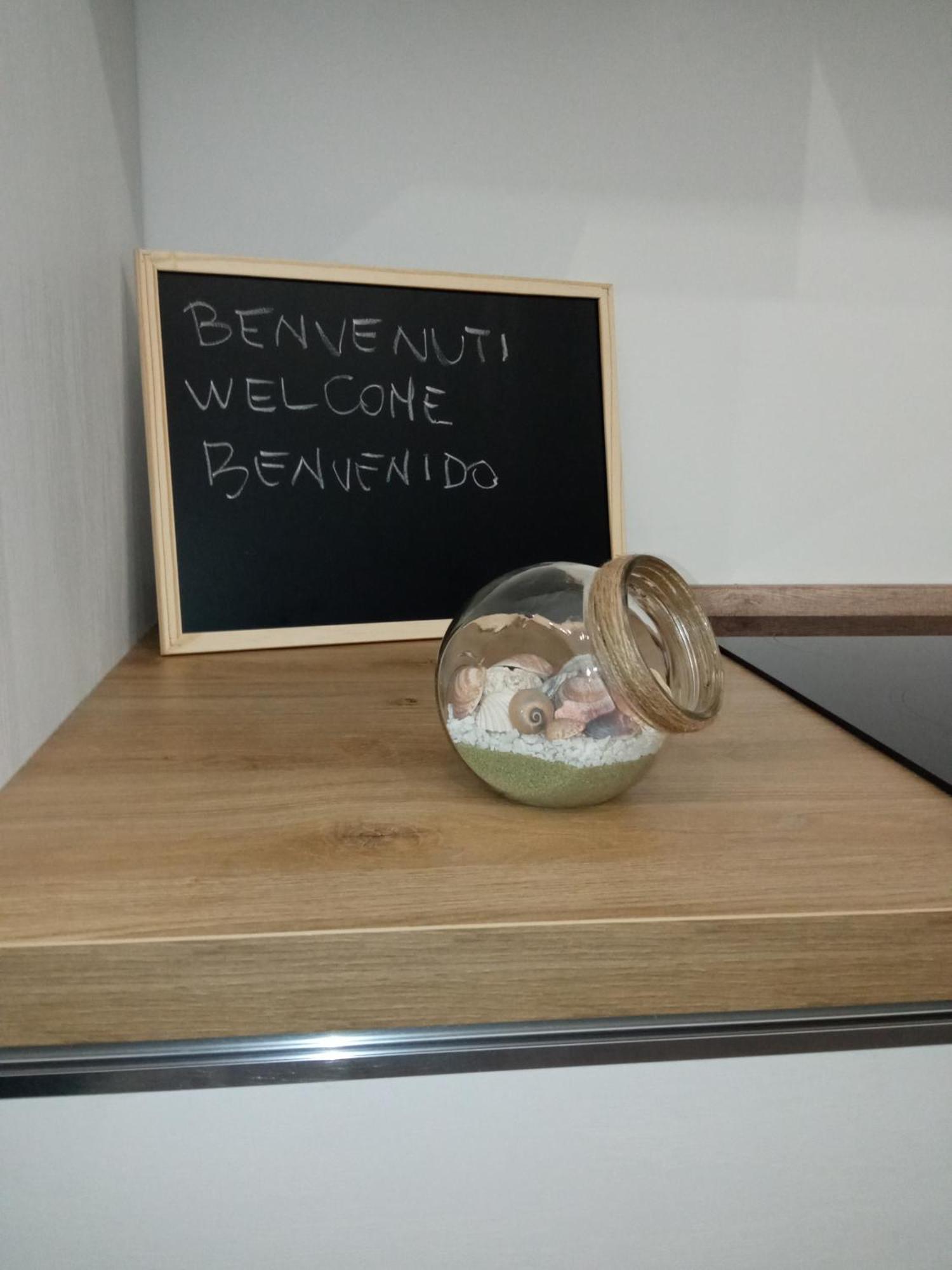 Appartement Voyager à Cagliari Extérieur photo